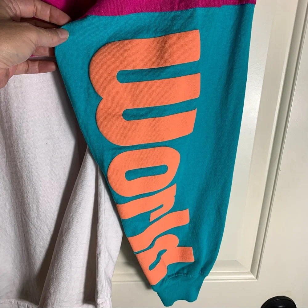 Disney Mini Mouse Disney World Spirit Jersey in Vibrant Pink 100% Cotton - Picture 4 of 6